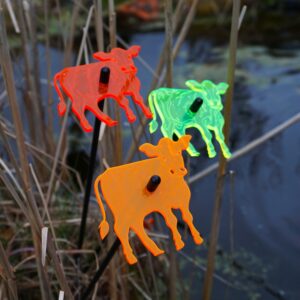 Home set of 3 glowing medium cows suncatcher garden decor stakes